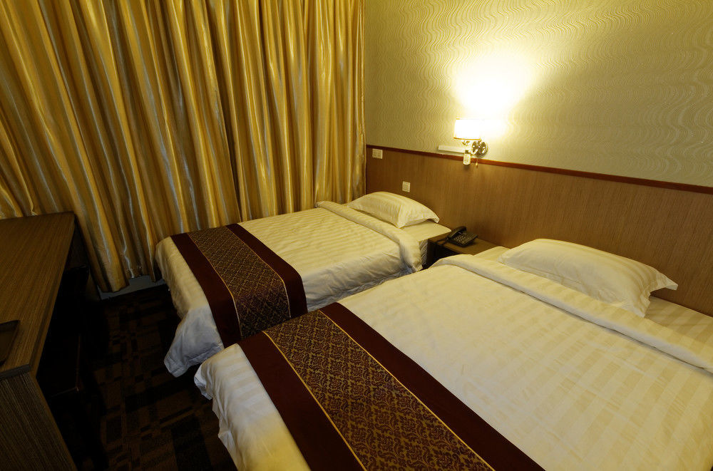Khách sạn Noble Express, Check In 10pm, Check Out 9am 3*